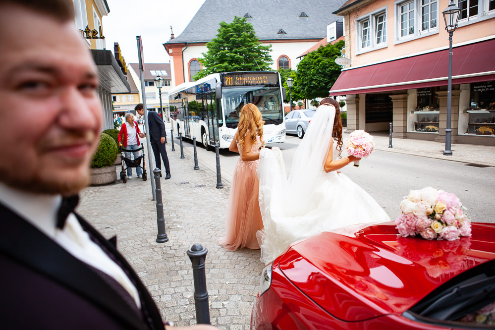 Lisa Mark Wedding Bridal Shooting Couple Europe Abroad