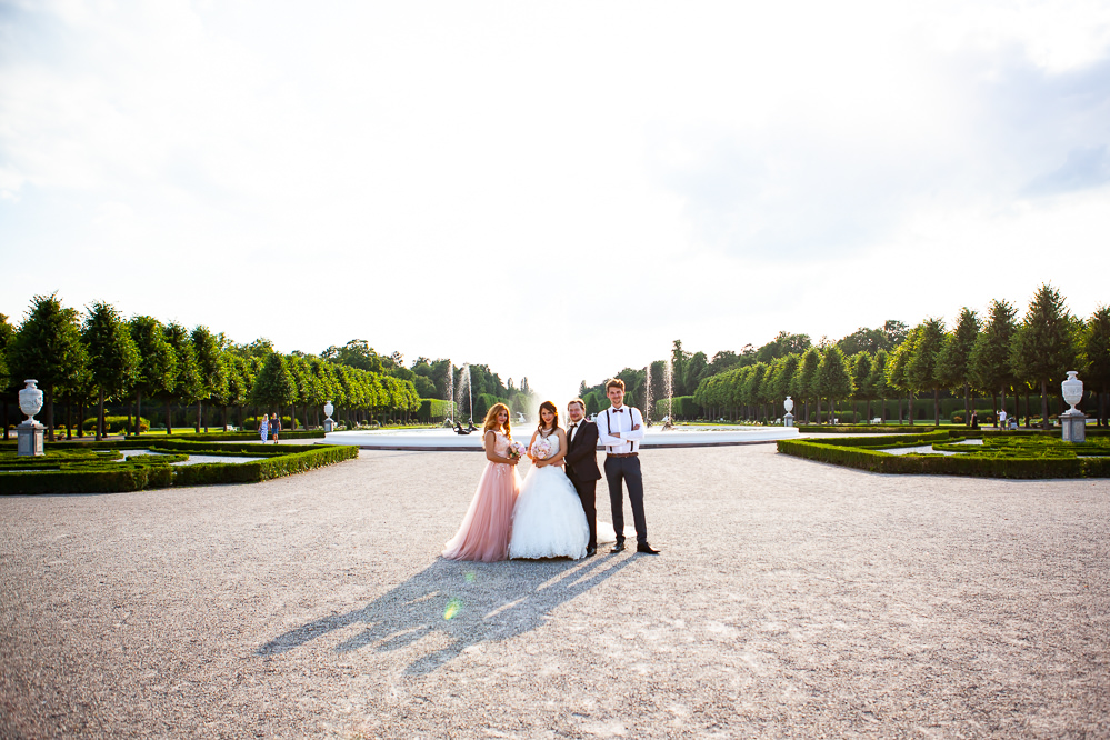 Lisa Mark Wedding Bridal Shooting Couple Europe Abroad