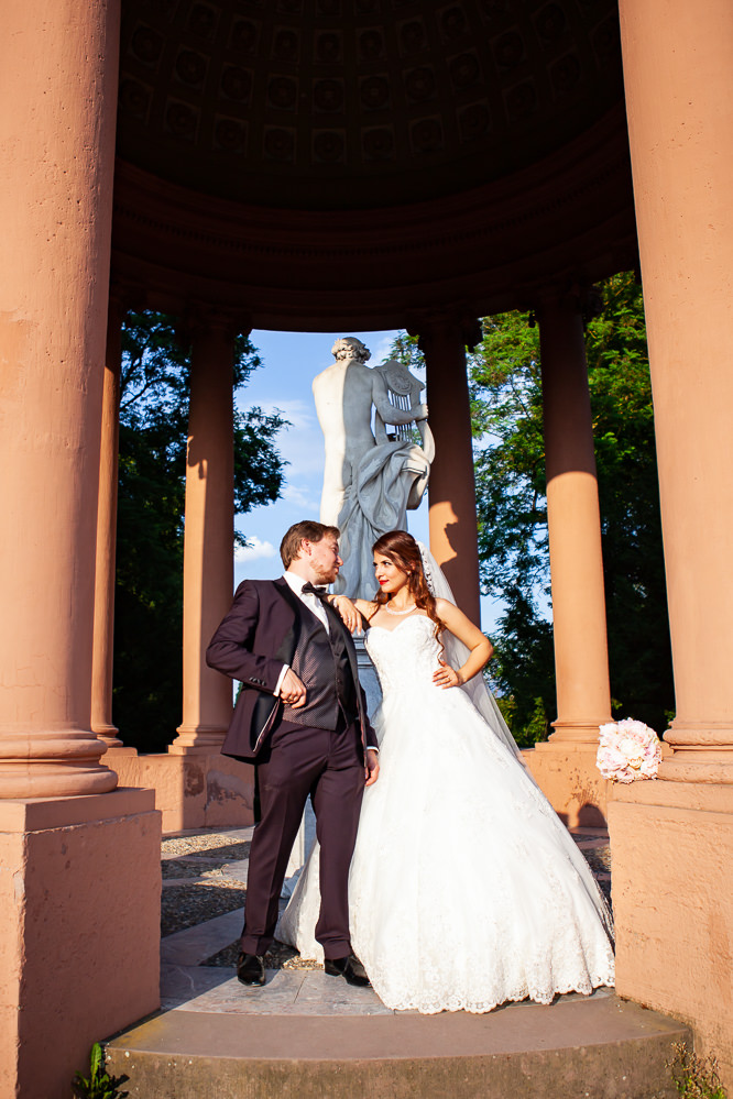 Lisa Mark Wedding Bridal Shooting Couple Europe Abroad